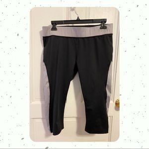 Fila Chevron Running Capri Leggings